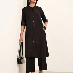 RANGMANCH BY PANTALOONS Mandarin Collar A-Line Kurta image 2