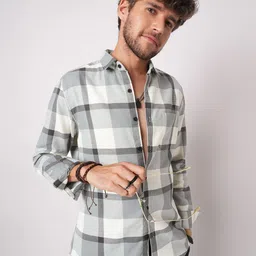 VASTRADO Classic Checked Slim Fit Cotton Casual Shirt-picture-23