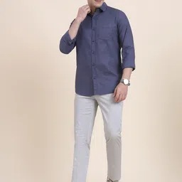 JADE BLUE Men Solid Spread Collar Cotton Casual Shirt image 2