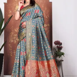 KANOODA Woven Design Zari Silk Blend Handloom Saree-image-32