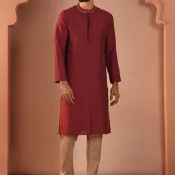 JAYPORE Men Embroidered Cold-Shoulder Sleeves Thread Work Kurta image 4