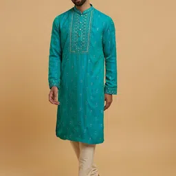 Twamev Men Ethnic Motifs Embroidered Regular Chikankari Kurta with Pyjamas image 4