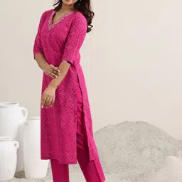 Libas Ethnic Motifs Printed V-Neck Thread Work Straight Kurta With Trousers & Dupatta image 5