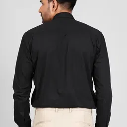 YASA CREATION Men Slim Fit Solid Spread Collar Cotton Casual Shirt image 5