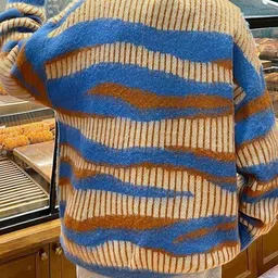 StyleCast x Revolte Men Colourblocked Round Neck Long Sleeves Pullover image 2