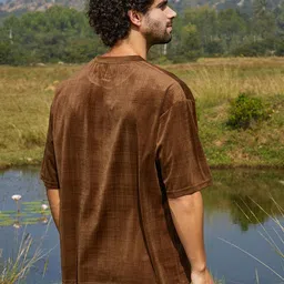 Campus Sutra Men Checked Round Neck Cotton Oversized T-shirt image 4