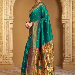 Kalista Ethnic Motifs Zari Silk Blend Handloom Paithani Saree image 4