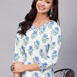 Anni Designer Floral Printed V-Neck Straight Kurta with Trousers image 2