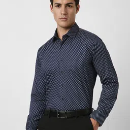 Van Heusen Men Slim Fit Spread Collar Micro Ditsy Printed Cotton Formal Shirt image 4