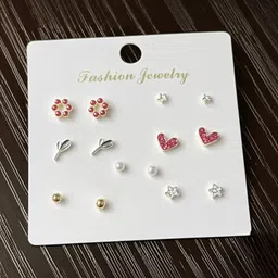 TheVineGirl Geometric Studs Earrings image 3