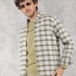 Crimsoune Club Men Classic Slim Fit Opaque Checked Casual Shirt-image-41