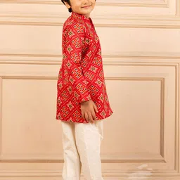 Jilmil Boys Ethnic Motifs Printed Mandarin Collar Straight Kurta With Pyjamas image 2