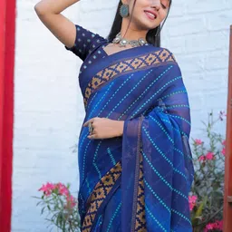 KANOODA Women Printed Ethnic Motifs Poly Chiffon Saree-picture-27