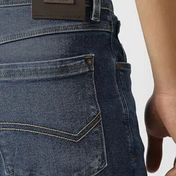 VAN HEUSEN DENIM LABS Men Regular Fit Mid-Rise Light Fade Jeans image 5