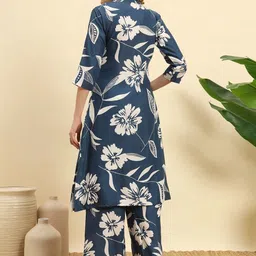 NE STYLE Women Floral Printed Regular Kurta with Palazzos image 2