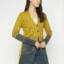 VIAZAA Women Longline Button Shrug image 2