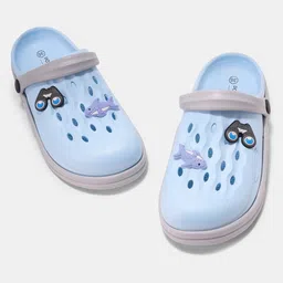 Pantaloons Junior Boys Self Design Perforations PU Clogs-image-81