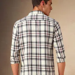 Dennis Lingo Men Tartan Checks Opaque Checked Casual Shirt image 5