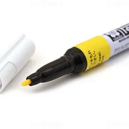 sakura Pentouch fine point paint marker 1.0mm image 3