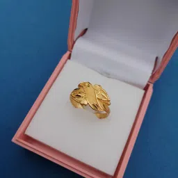 miral Cross Gold Elegant Ring For Women Alloy Gold Plated Ring image 2