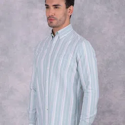 Crimsoune Club Men Smart Button-Down Collar Vertical Striped Cotton Slim Fit Casual Shirt image 2