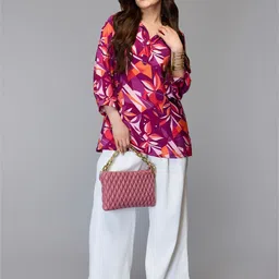 Tamiska By Narendra Kumar Abstract Printed Shirt Collar A-Line Top image 3