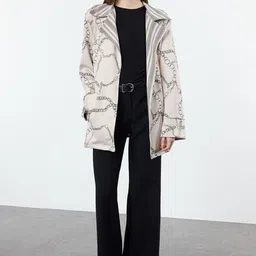 Trendyol Women Lapel Collar Abstract Printed Casual Tailored Jacket-picture-11