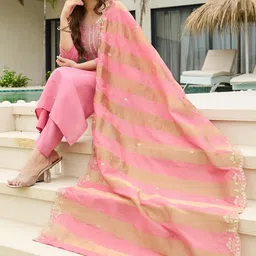 TWINS LADY Women Embroidered Regular Kurta with Trousers & Dupatta image 3