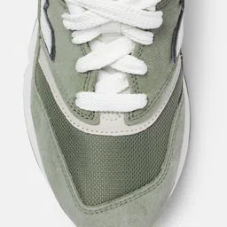 New Balance Unisex 997R Suede Sneakers image 5