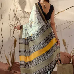 AWRIYA Floral Pure Georgette Saree image 2