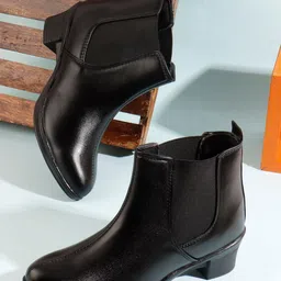 PLANET WALK Cushioned Footbed Chelsea Boots-picture-15