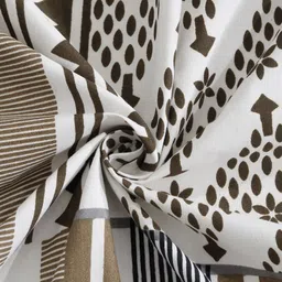 Myntra Elegant Homes White & Beige Printed 300 TC Super King Bedsheet Set 2.7 x 2.7 m image 3