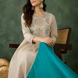 Navlik Women Ethnic Motifs Embroidered Kurta with Trousers & Dupatta image 3