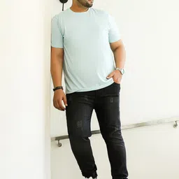 Instafab Plus Men Comfort Plus Size Mid-Rise Mildly Distressed Cotton Stretchable Jeans image 3