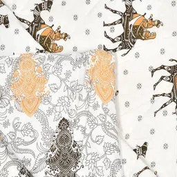 INDRA'S Yellow & White Ethnic Motifs Heavy Winter 150 GSM Quilt image 5