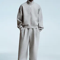 Bershka Men Mid-Rise Formal Trousers-image-57