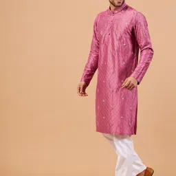 HILO DESIGN Geometric Woven Design Thread Work Mandarin Collar Pure Silk Straight Kurta image 4