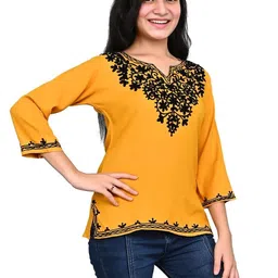 BlueWears Ethnic Motifs Embroidered V-Neck Thread Work Thread Work Kurti image 4