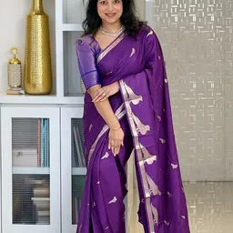 VASTRAHUT Embellished Zari Silk Blend Banarasi Saree image 3