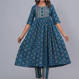 Sanganeri Kurti Women Floral Printed Regular Kurta with Trousers Kurta Sets-picture-21