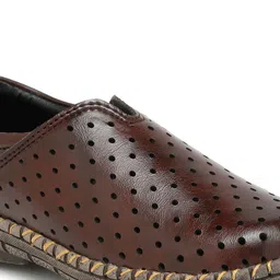 Tiny Bugs Boys Shoe-Style Sandals image 2