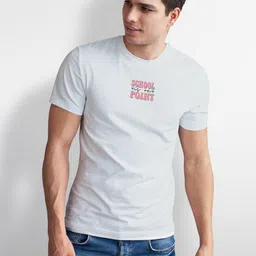 Seekbuylove Men Typography Printed Bio Finish T-shirt image 3