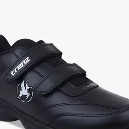 Trenz Men Round Toe Sneakers image 5