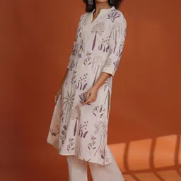 KALINI Women Ethnic Motifs Printed Regular Kurta with Trousers image 3
