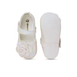 Minesole Girls Embellished Party Bows Flats image 4