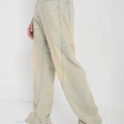 SHOWOFF Men Comfort Low-Rise Heavy Fade Acid Wash Jeans image 2