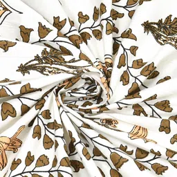 Myntra Elegant Homes Cotton Khaki 210 TC King Bedsheet with 2 Pillow Covers image 4