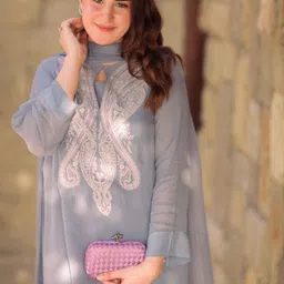 Anni Designer Ethnic Motifs Embroidered Sequinned Kurta with Trouser & Dupatta image 5