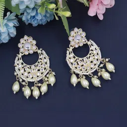 Women Click Gold-Plated Stone-Studded Jewellery Set image 2