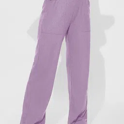 Wuxi Women Relaxed Regular Fit Mid-Rise Trousers-image-4